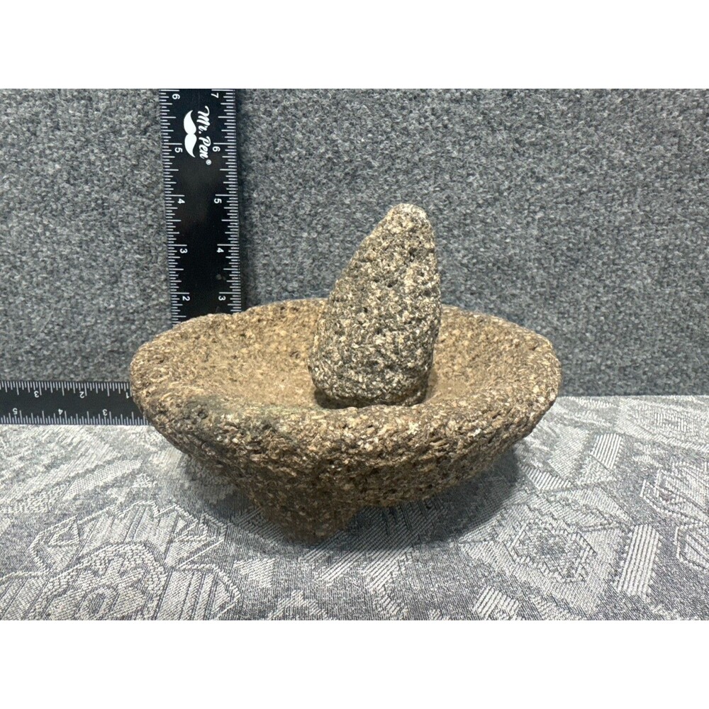 Mexican Basalt Molcajete & Tejolote Hand Carved Lava Stone Mortar 7"